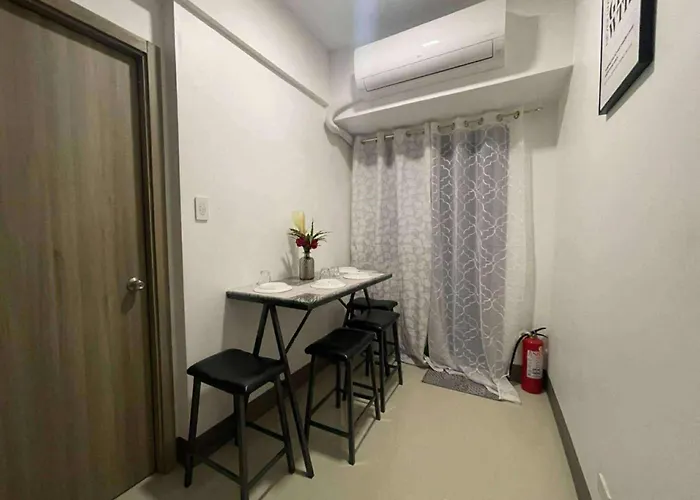 Apartment Fame Unit *